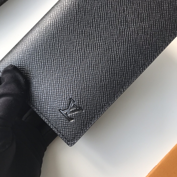 LVコピーウォレット背面デザイン